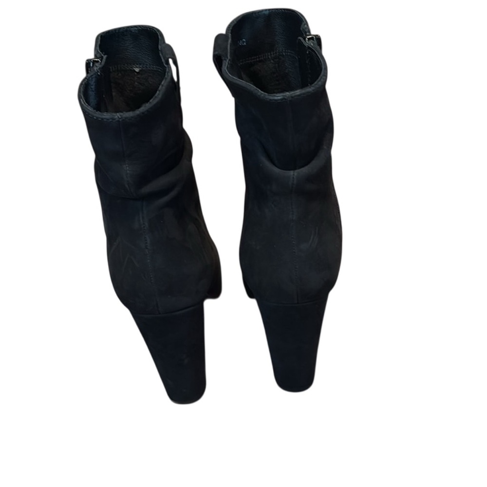 Steve Madden, Ruling Black Nubuck Booties, Size 6, Gently Worn - Picture 5 of 7